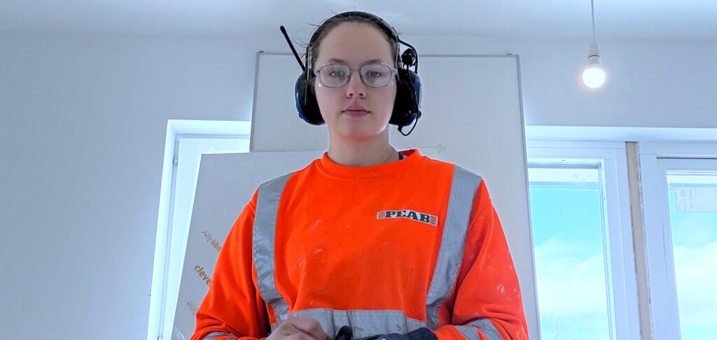 Det enda rimliga hade varit en löneökning på 15 procent, menar träarbetaren Agnes Berg.